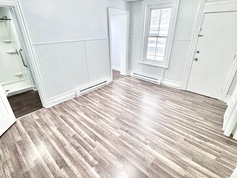 918 W Turner St — Photo 7