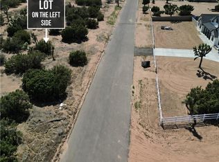 11075 Heartland Cir, Oak Hills, CA 92344