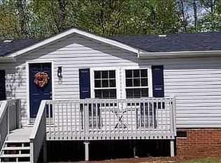 192 Autumnvale Dr, Inman, SC 29349