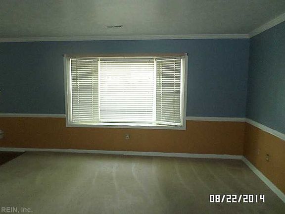 3rd image of 14306 Penrith Ln