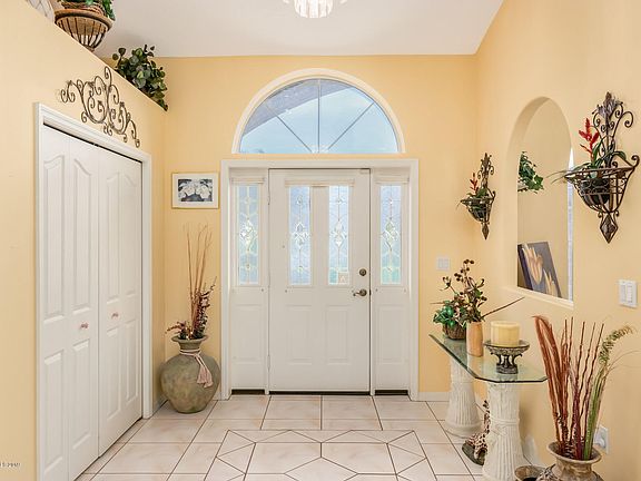 4th image of 1306 Avalon Dr #0