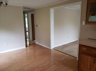 37 George Ln, Berkeley Springs, WV 25411