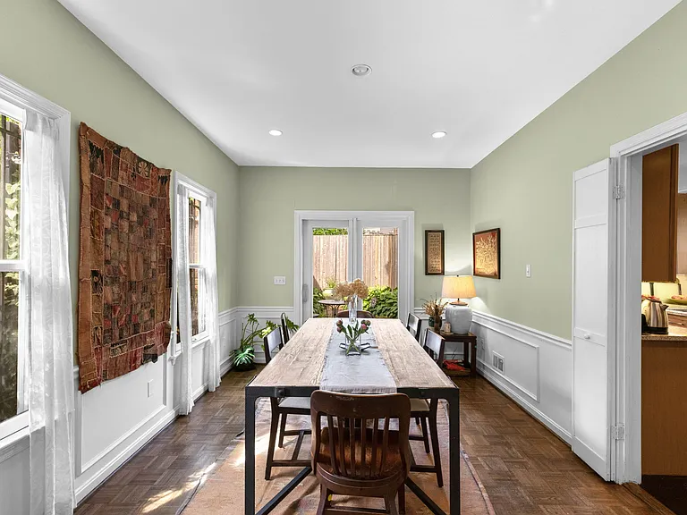 3909 Watson Pl NW — Photo 14