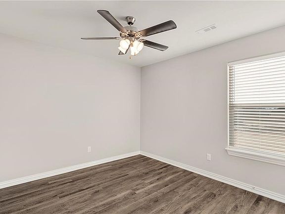 5th image of 5831 W Mecklin St