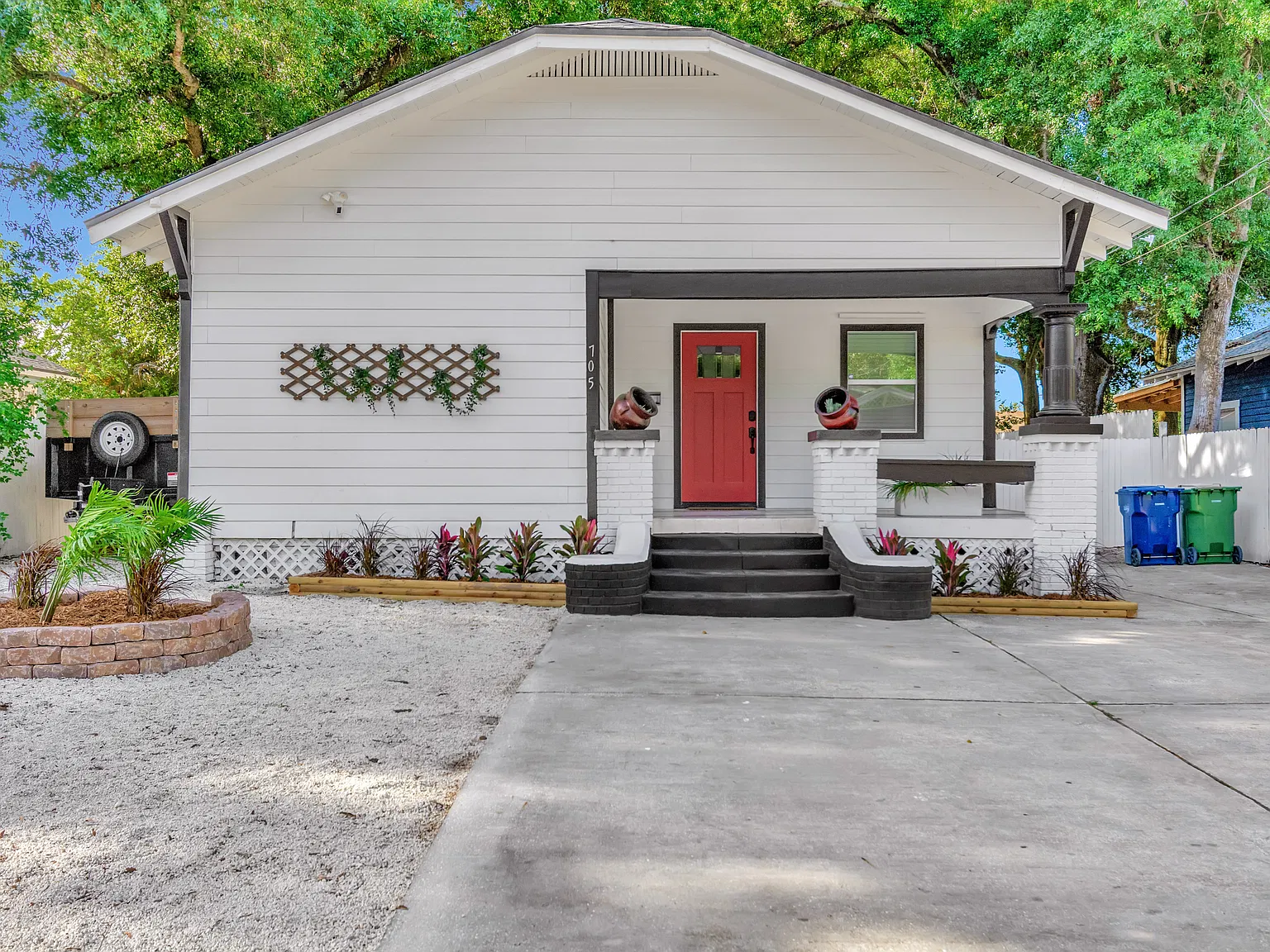 3 bed, 3.5 bath, 1816 sqft, $3,000 — Photo 1