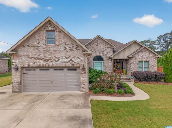 255 Cottonwood Cir, Gadsden, AL 35901