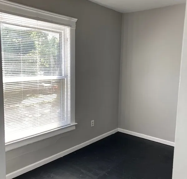 4012 Woodbridge Ave — Photo 5
