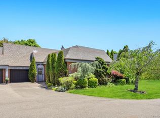 202 Captains Way, Bay Shore, NY 11706
