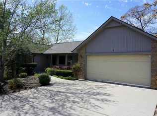 8 Cheviot Pl, Bella Vista, AR 72715