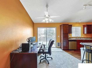 14812 Mary St, Omaha, NE 68116