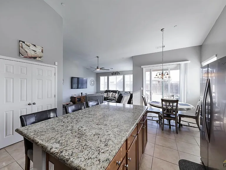 9100 Autumn Sunset Dr — Photo 5
