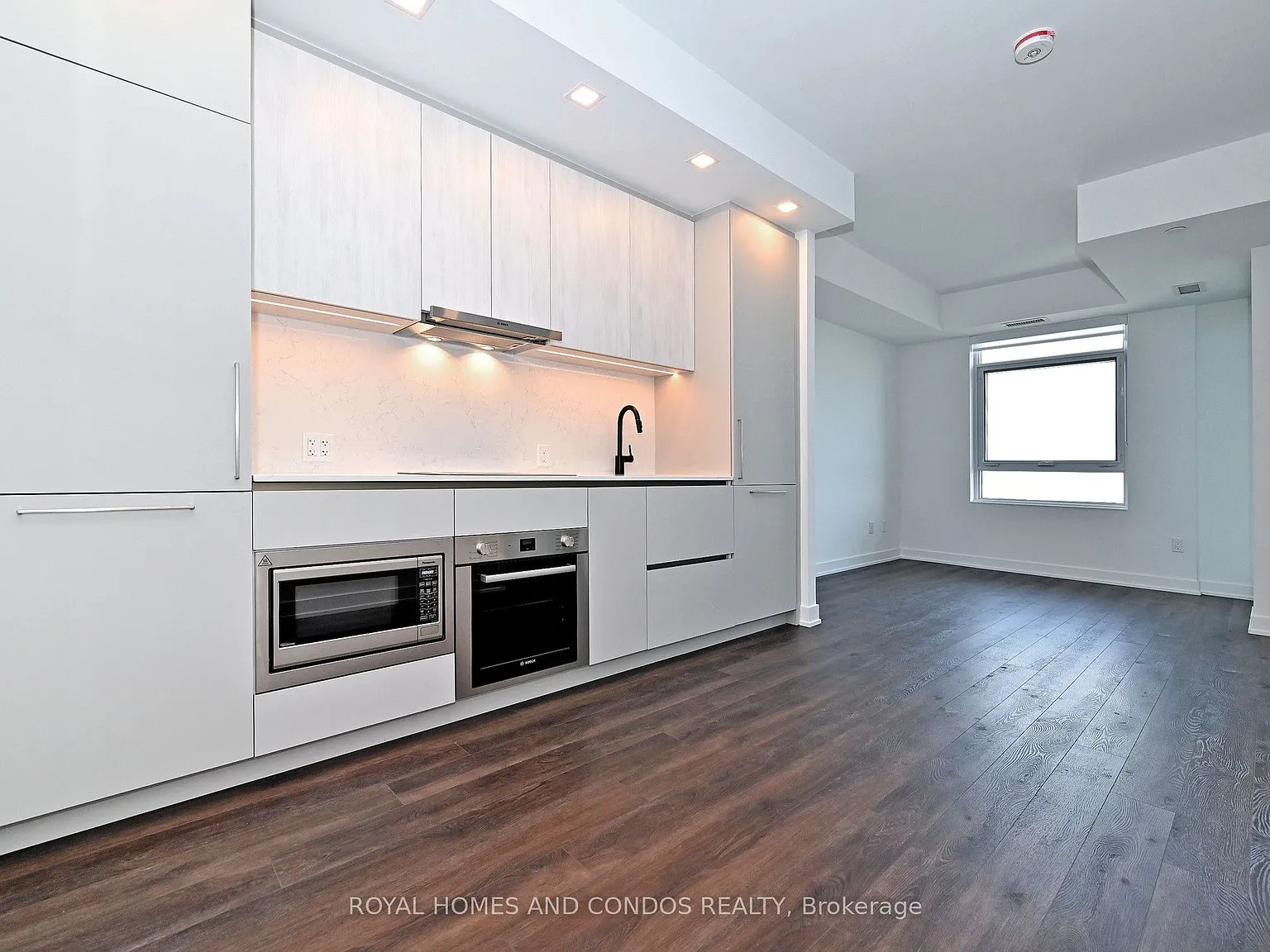 2 bed, $2,700 — Photo 3