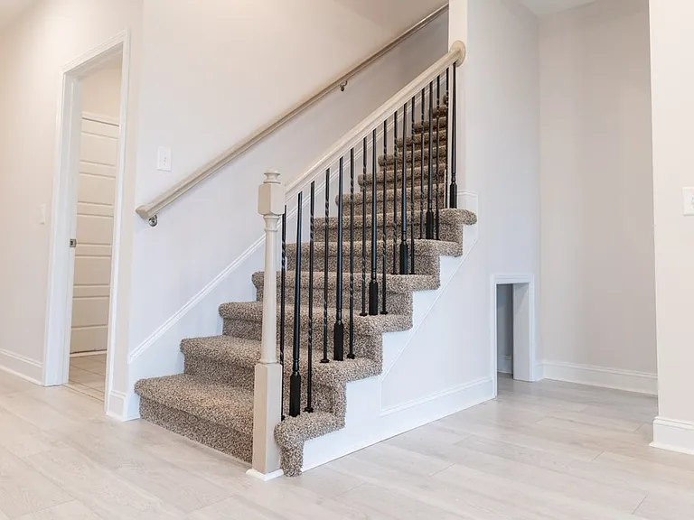 1454 Citadel Dr — Photo 2