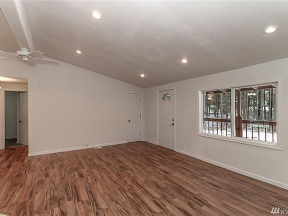 5th image of 4106 341st St E