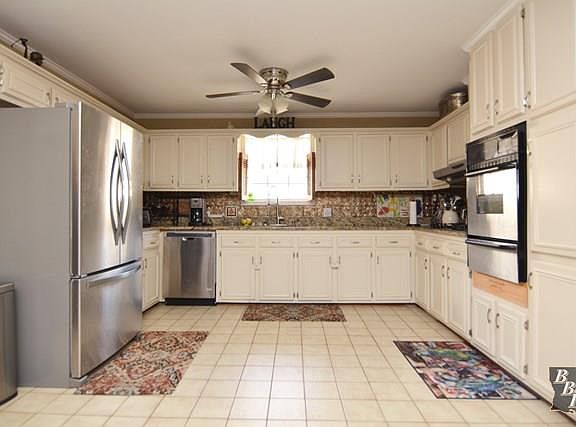 2nd image of 705 Prevost Dr