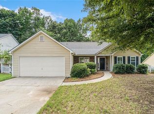 5806 Amberside Ln, Sugar Hill, GA 30518