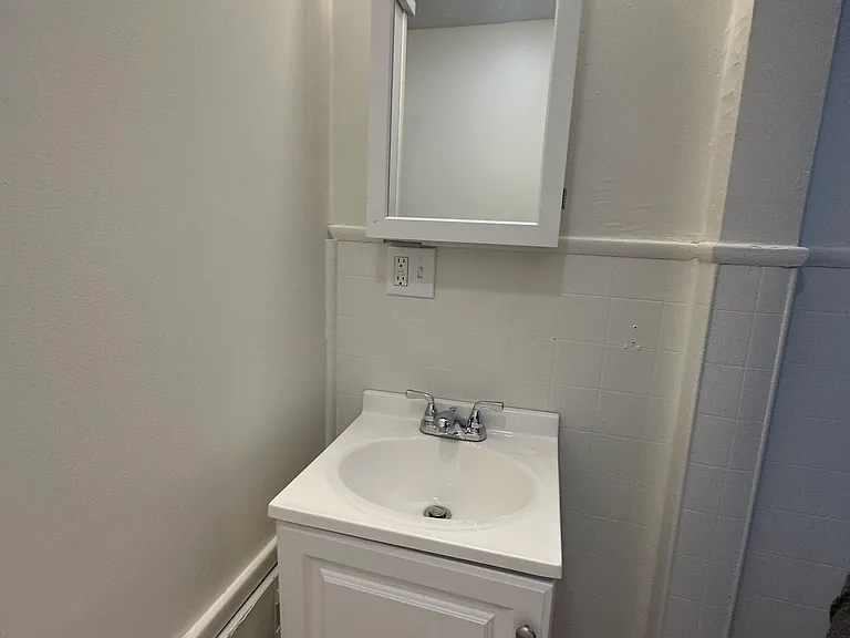 123 Smith St #3 — Photo 7