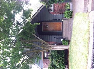 8032 19th Ave NE, Seattle, WA 98115