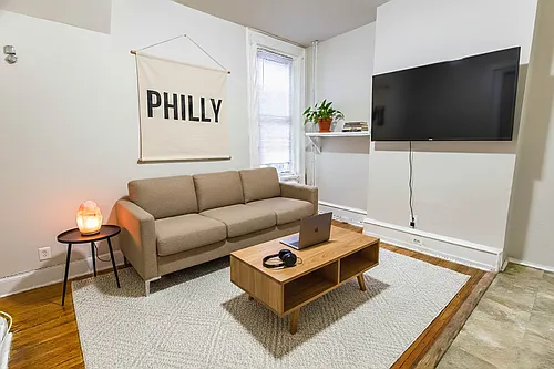 4031 Locust St #1 Photo 1