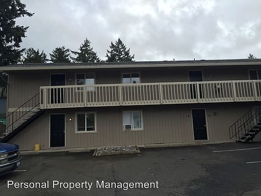 2nd image of 715 Gillis St APT 4