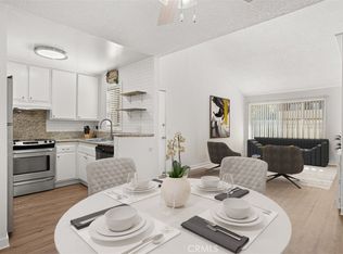 15425 Sherman Way APT 210, Los angeles, CA 91406