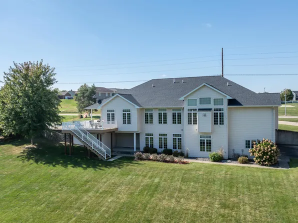 2182 Seippel Rd, Dubuque, IA 52002