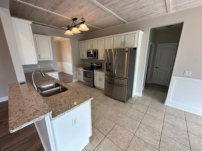 400 Old Kennedy Ln — Photo 4