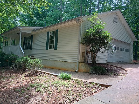 2nd image of 1840 Dobbs Creek Ct