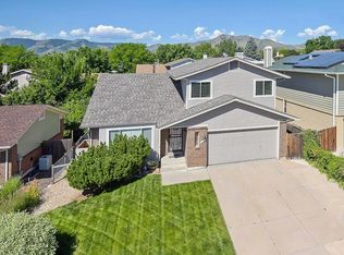 2233 S Devinney St, Lakewood, CO 80228