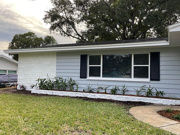 2nd image of 1364 Whispering Pines Dr