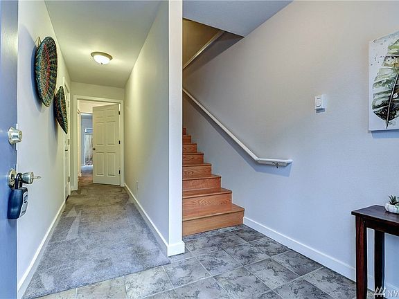 2nd image of 12549 Roosevelt Way NE APT 7
