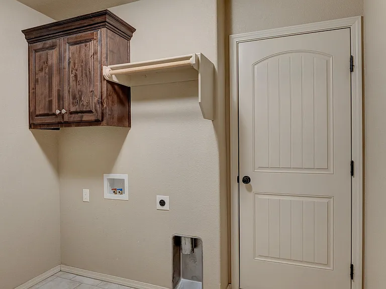 2531 Virginia Ave — Photo 15