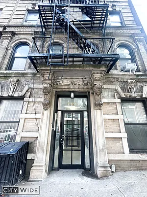 Rented by City Wide Apartments | media 6