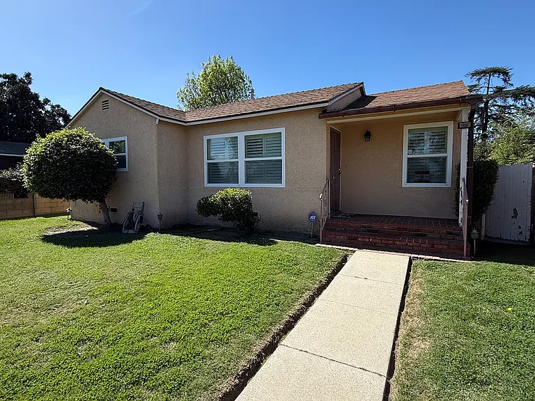 13247 Columbia Way #A — Photo 1