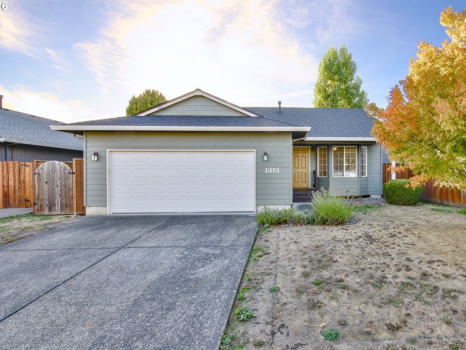1st image of 1351 SW 217th Ave