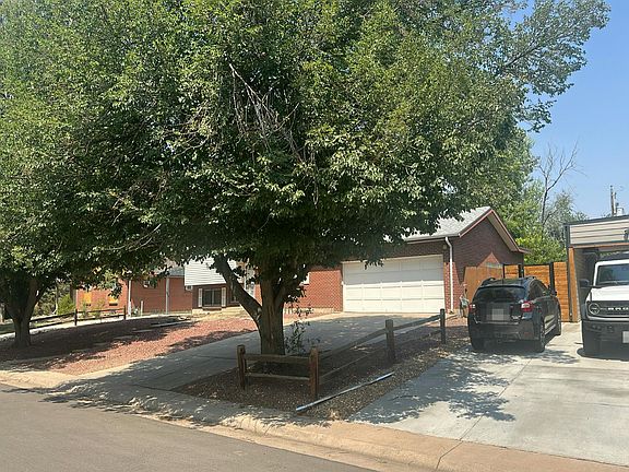 2nd image of 1056 Dawson St