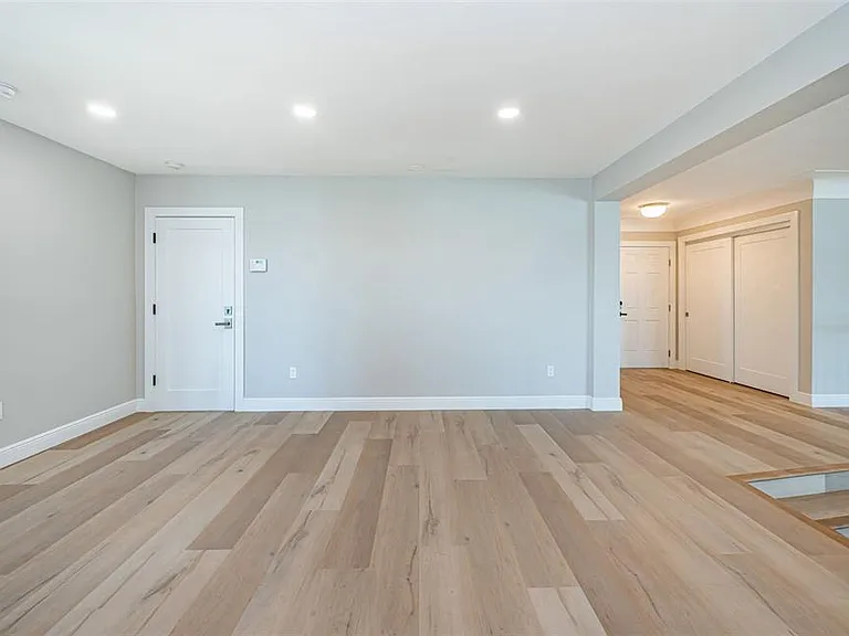 510 55th Ave — Photo 28