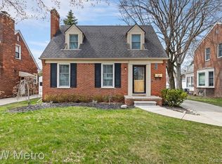 224 S Vernon St, Dearborn, MI 48124