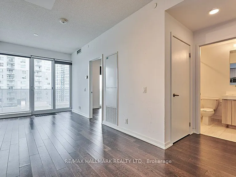 20 Tubman Ave #1108 — Photo 4