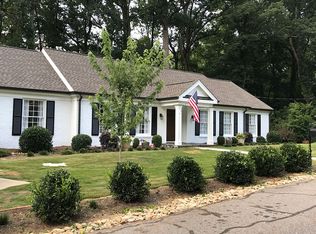 165 Valley Rd, Athens, GA 30606