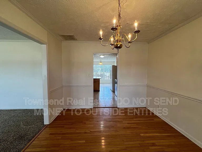 121 Bugle Call Dr — Photo 4