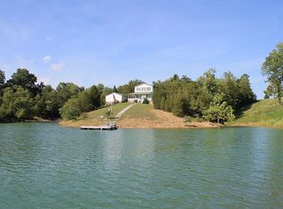 1733 Lakeway Dr, Dandridge, TN 37725