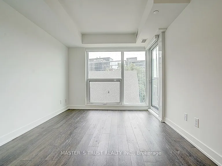 609 Sherbourne St #305 — Photo 11