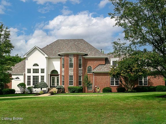 2nd image of 25 Timberwood Dr