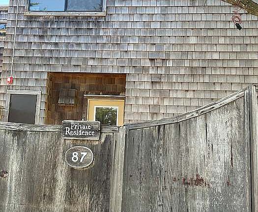 2nd image of 87 Pelican Point