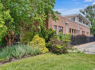 832 Ohio St, Lawrence, KS 66044