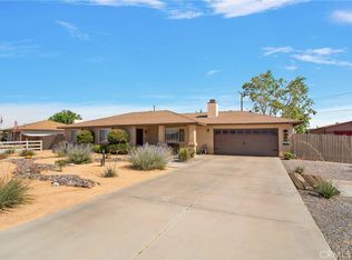 10941 Neola Rd, Apple Valley, CA 92308