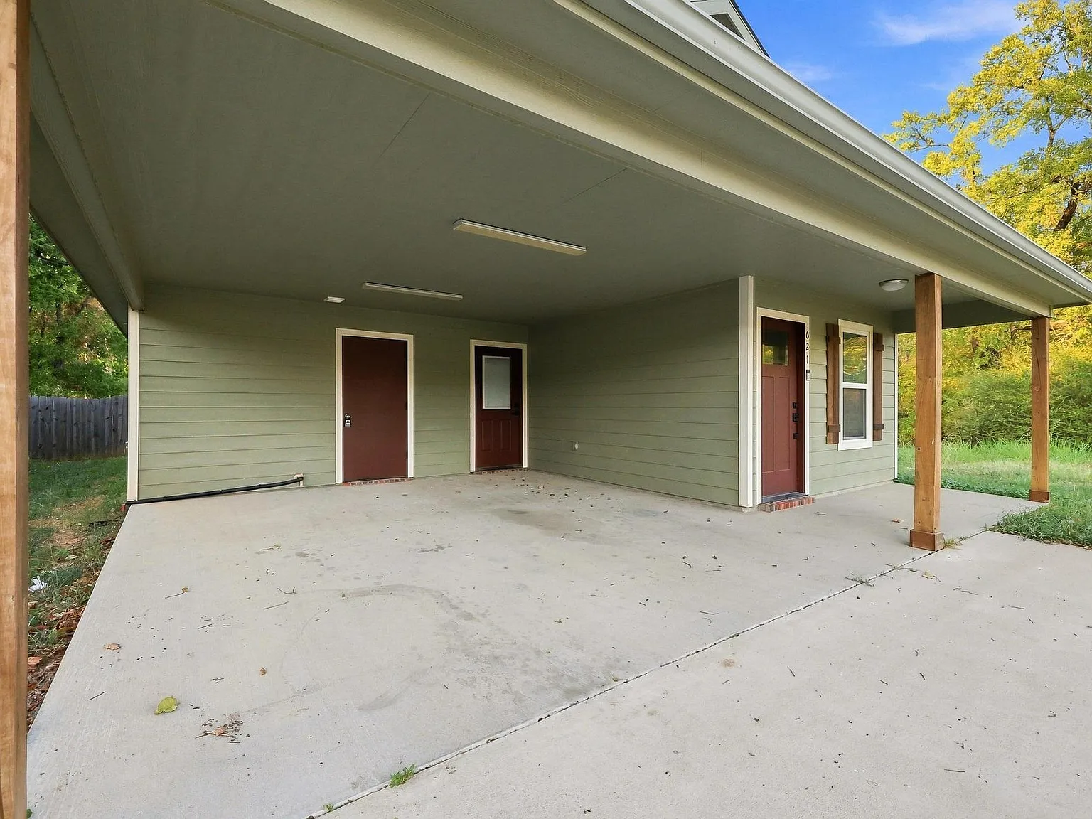 3 bed, 1488 sqft, $1,895 — Photo 3