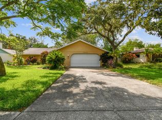 1404 Vermont Ave, Tarpon Springs, FL 34689