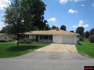 412 Glenstone Dr, Mountain Home, AR 72653